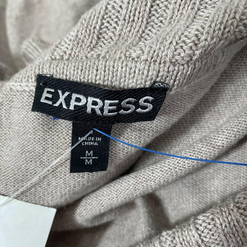 105-081 Express, Light Br, Size: Medium sweater 55% Cotton 35% Rayon  7% Nylon