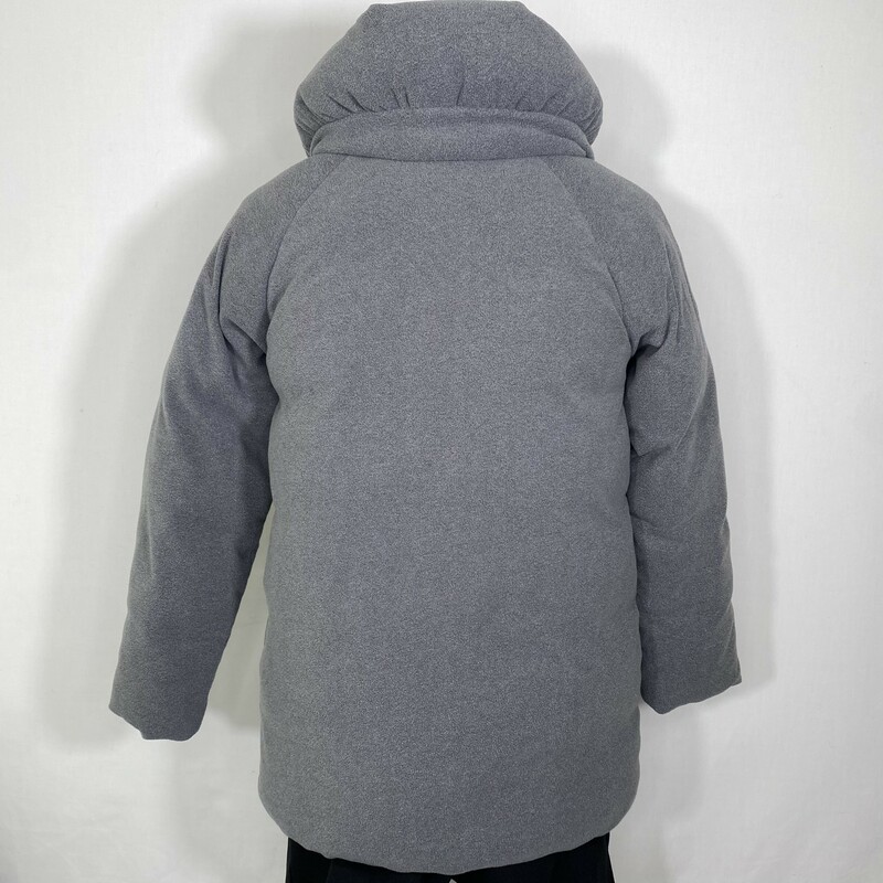 Uniqlo Puffy Fleece Coat, Grey, Size: 11 kids size 100% polyester
