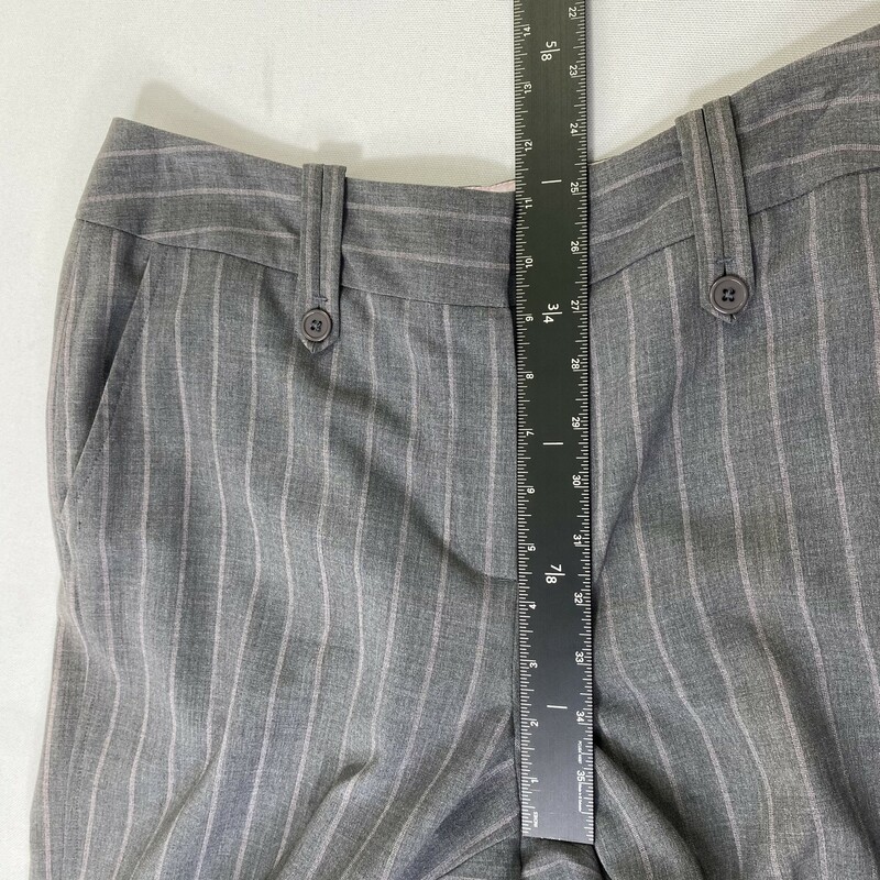 100-0097 Larry Levine, Grey, Size: 10 stretch pants with pink stripes 63% polyester 33% rayon 4% spandex  Good Condition