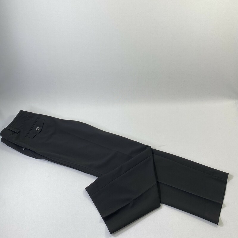 100-0099 Larry Levine, Black, Size: 6 black slacks with buttons on front 71% polyester 26% viscose 3% spadex  Good Condition