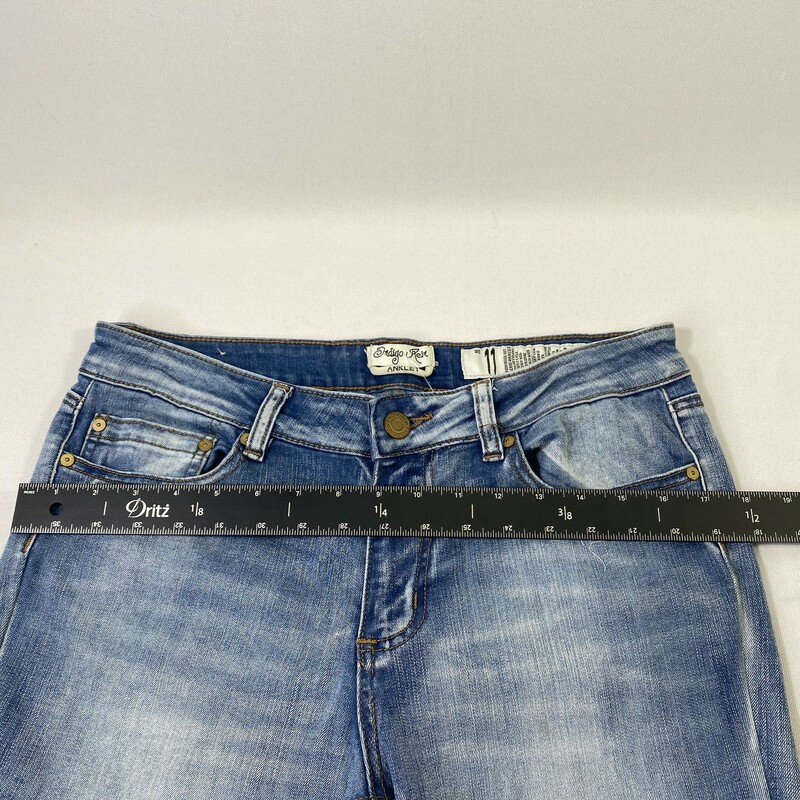 100-0395 Indigo Rein, Blue, Size: 11 anklet jeans with rips on knees denim  Good Condition