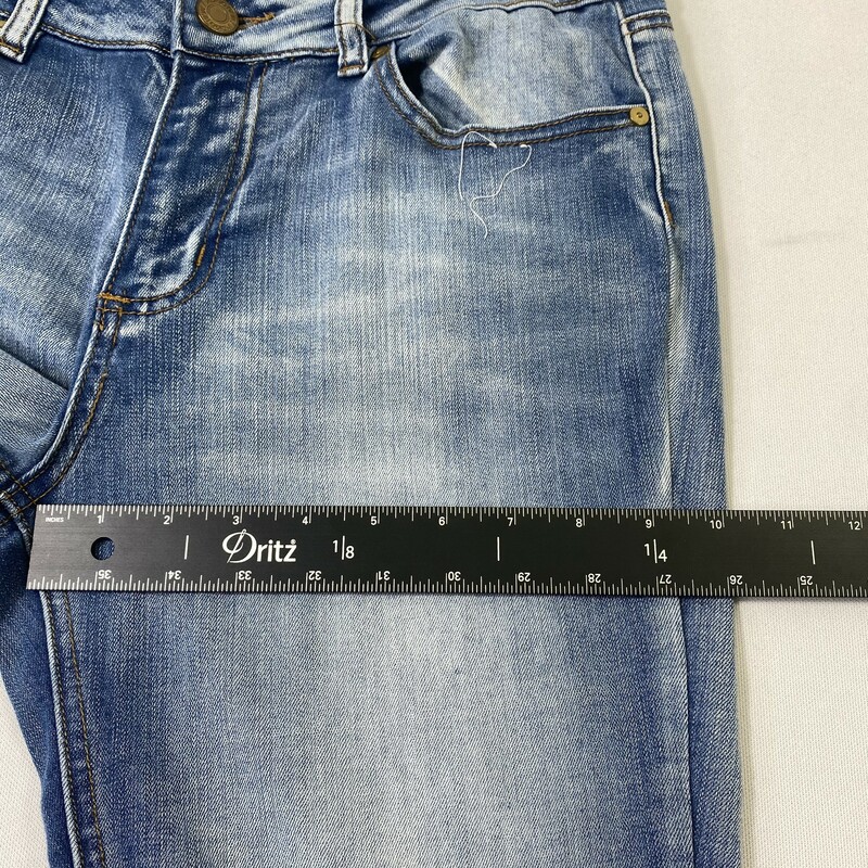100-0395 Indigo Rein, Blue, Size: 11 anklet jeans with rips on knees denim  Good Condition