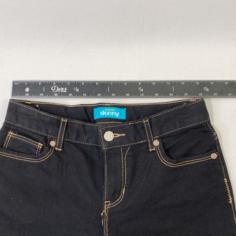 103-165 Old Navy, Black, Size: 12 Regular Black Jeans 67% cotton 32% polyester 1% spandex  Good Condition