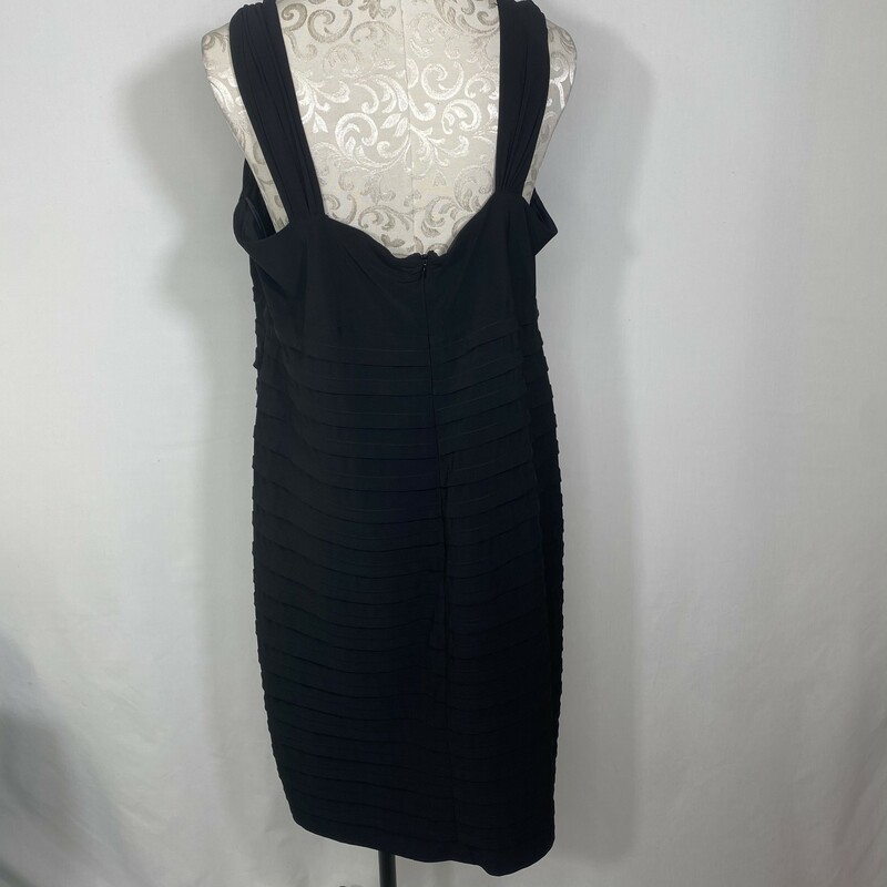 100-0422 Collection Dress, Black, Size: 20 textured v neck dress with gems on straps 95% polyester 5% spandex  Good Condition