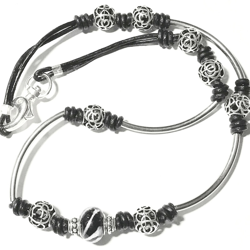 Lexie Wr0005-bl 24, Black, Size: Wraps-neck
1.5mm. Original Round Leather-Swarovski Crystal Rondell-Silver Plated Accessories