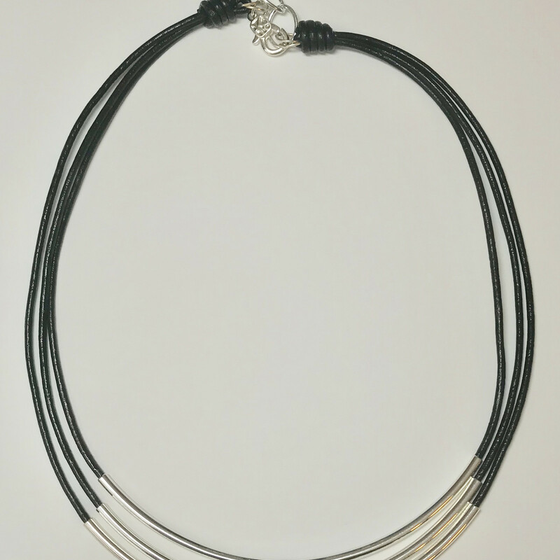 Sexy Ne0006-bl 16, Black, Size: Necklace
1.5mm Original Round Leaher-Silver Plated Accessories