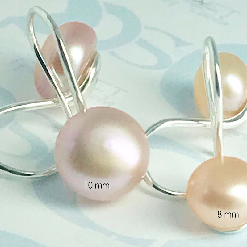 Espl-009 Ea0027-08-p, Peach, Size: Earrings<br />
8mm Freshwater Cultured Pearls-Silver Filled Fishhok Earwire
