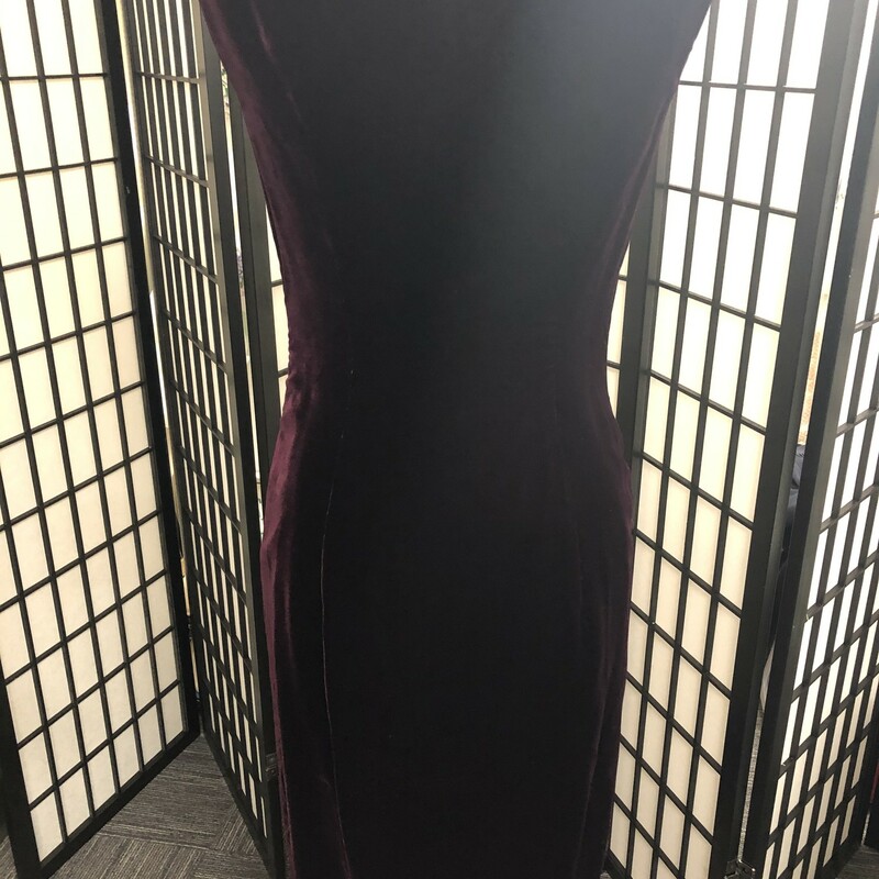 JIL SANDER SHEATH  STYLE  SLEEVELESS DRESS -  SIZE 38 (Italy).  Burgundy in color, extremely PLUSH APPEARANCE!!, knee length, fully lined with v-neck, concealed side zipper.  Approximate Measurements = bust = 32, length = s7.5\" and hip = 36\".  Straps measure 1 1/2\" .  Condition =  very good - light wear. Jil Sander usually cuts true to size.  Again please remember designer sizes can  be inconsistant.  Pleae be sure of your size in designer line.  So simple yet elegant!!