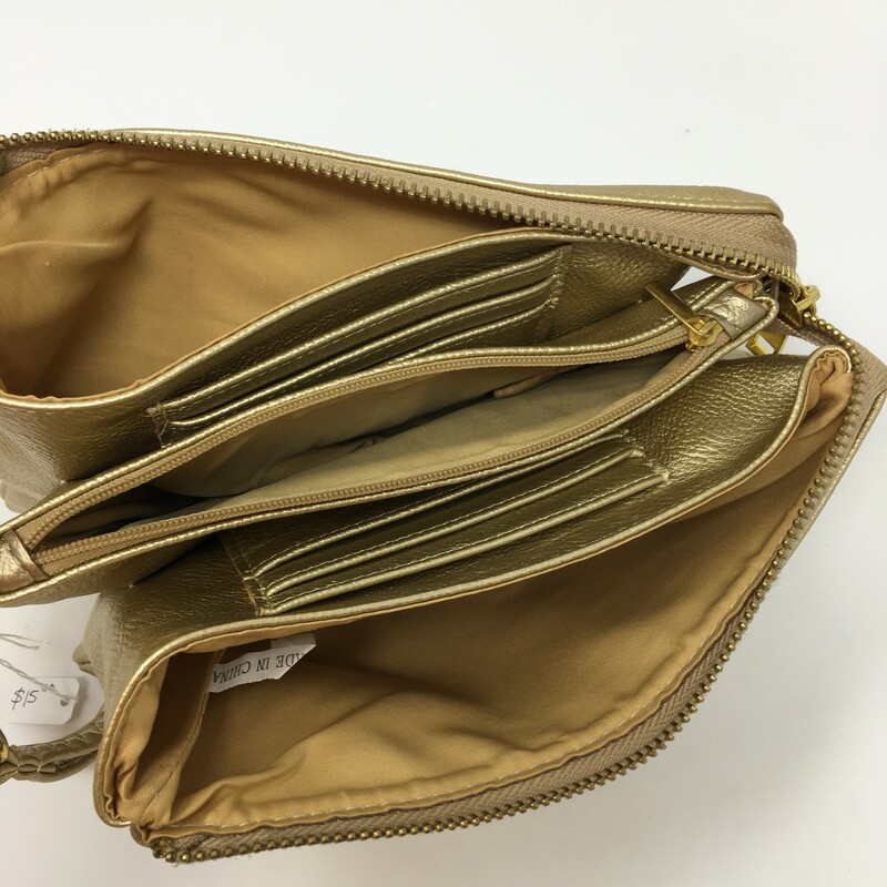 100-0325 X, Gold, Size: Clutches gold leather purse with multiple pockets leather and extension strap good condition