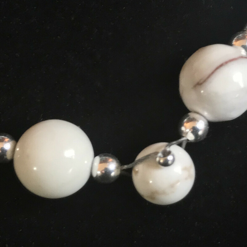 Mimi Br0019-mw 6.5, Marble W, Size: Bracelet
8&6mm. Swarovski Pearls-Silver Plated Accessories