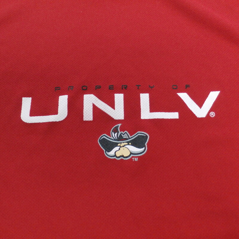 UNLV Rebels Pro Edge Men's Short Sleeve Shirt Size XL Red Polyester #25359
Rating: (see below) 2 - Great Condition
Team: UNLV Rebels
Player: N/A
Brand: Pro Edge
Size: Men's - XL (Measured: Across chest 24\", length 30\")
Measured: Armpit to armpit; shoulder to hem
Color: Red
Style: short sleeve; screen pressed logo
Material: 100% Polyester
Condition: 2 - Great Condition - wrinkled; Material looks and feels great; clean and crisp; lightly used; no stains rips or holes
Item #:  25359
Shipping: FREE
