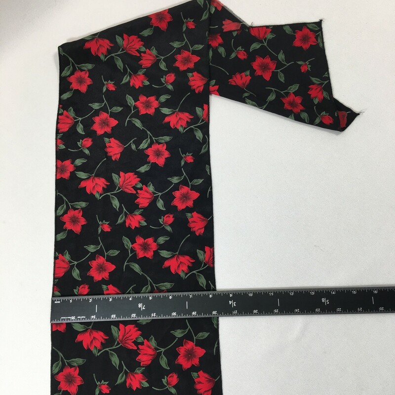 120-160 Small Rose Scarf, Black, Size: Scarves Black scarf w/red flowers