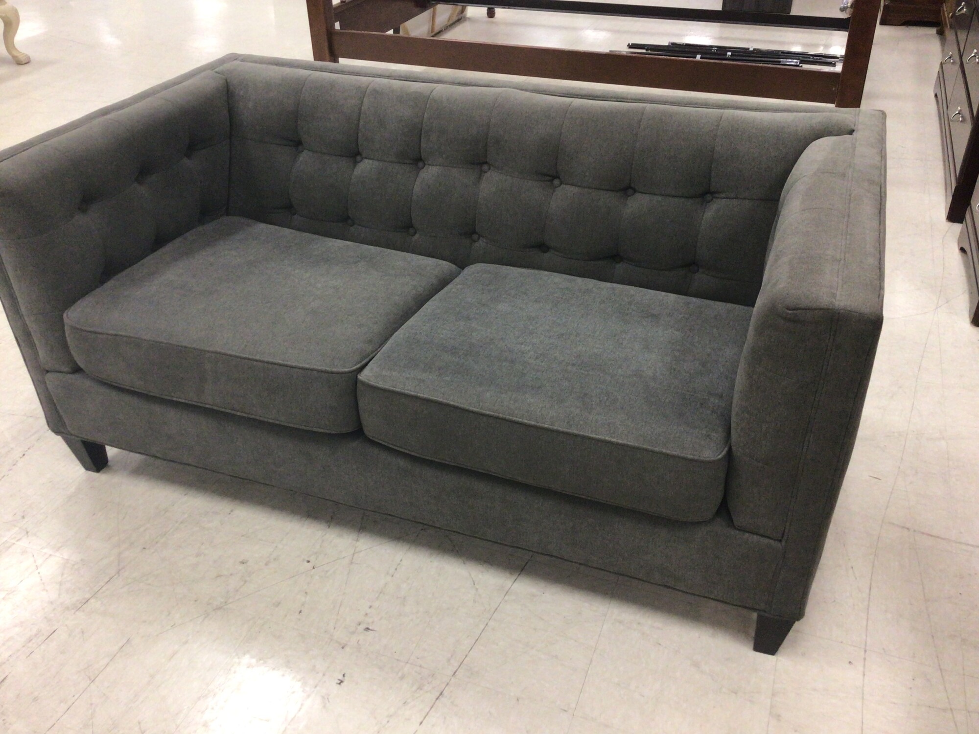 Gray Tufted Loveseat, Gray, W/ Pillows
62in wide