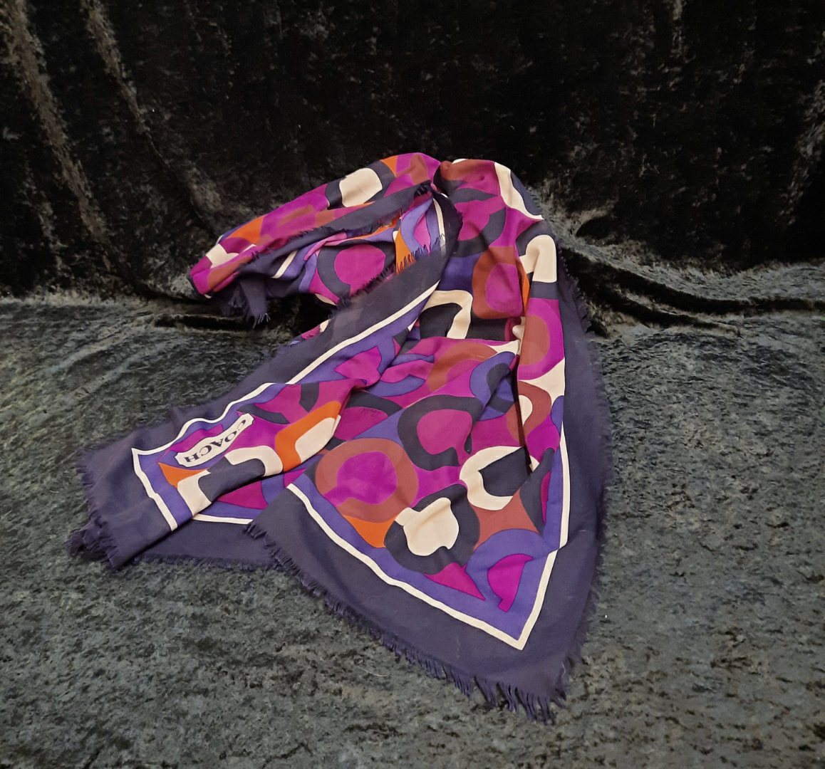 Large Scarf, Purple, in Excellent preloved condition!