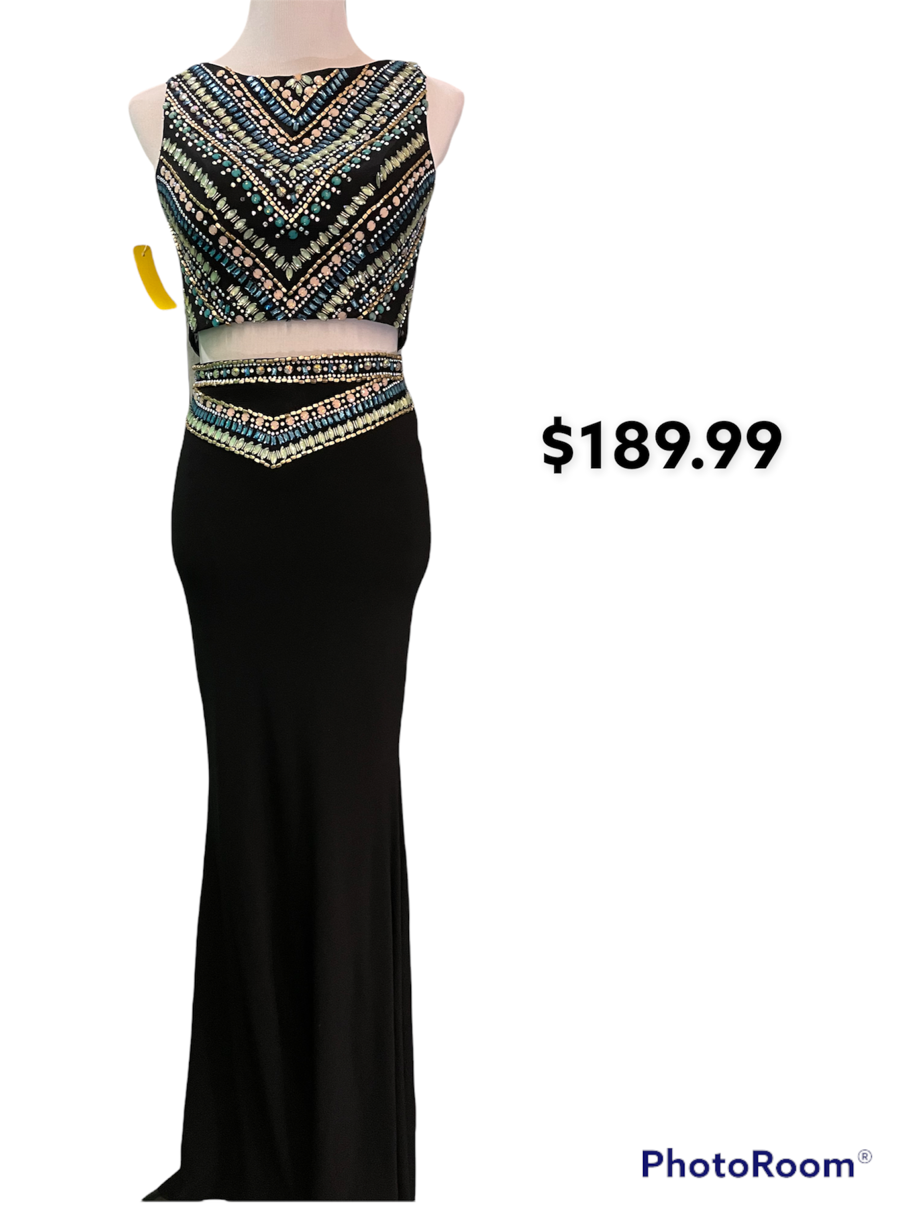Mori Lee 2 Piece Prom
Black, blue and green
Size: 2