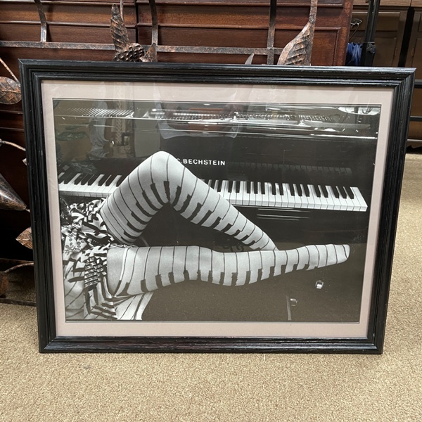 Framed B+W Piano Photo, Size: 31x25
