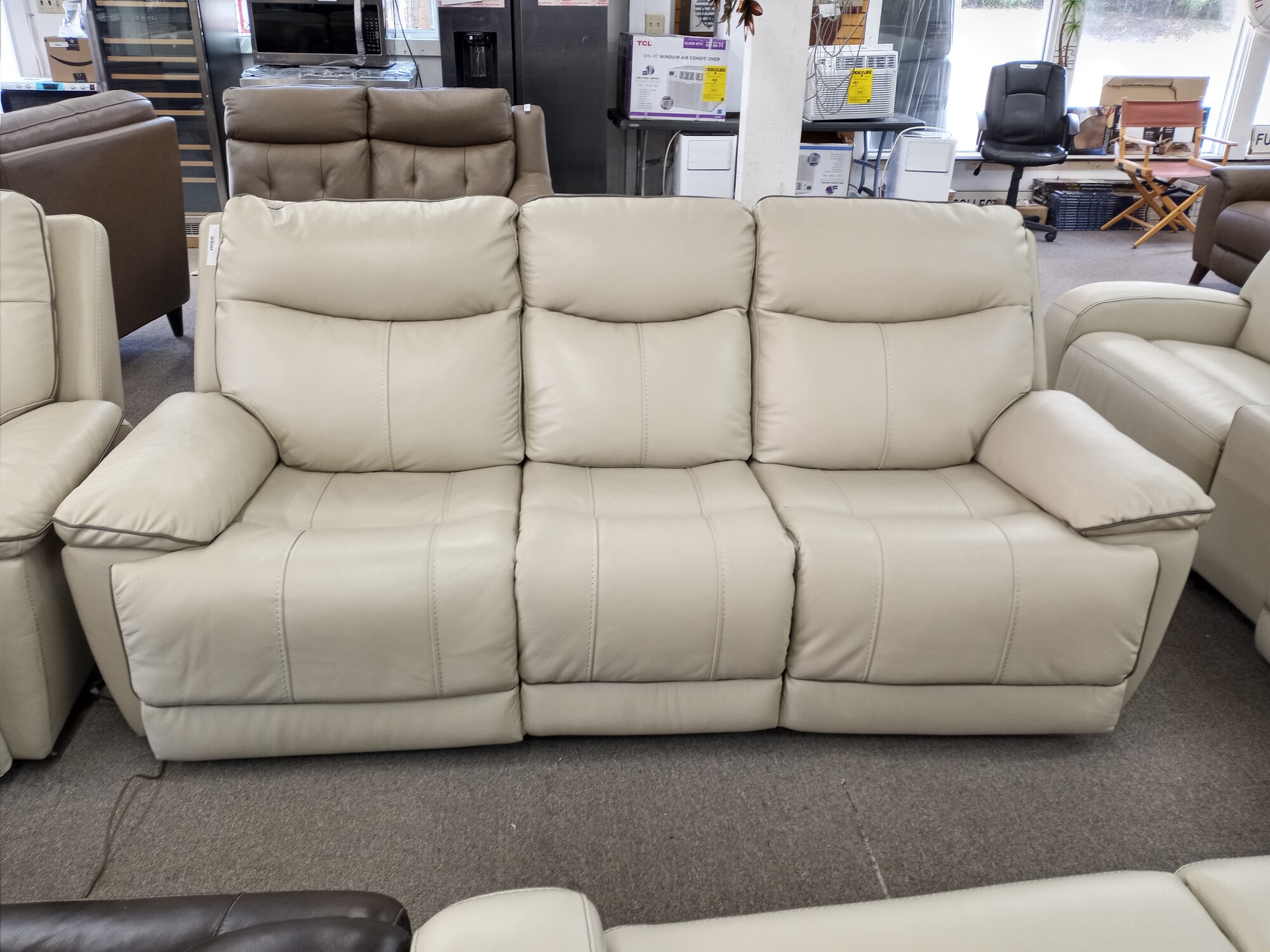 Leather Power Sofa,power recliner and head rest