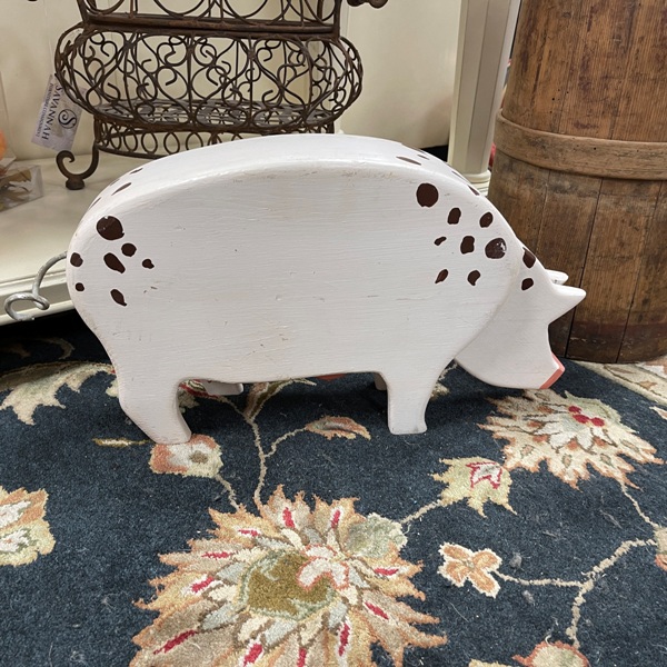 Wood Folk Art Pig, Size: 17x4x10