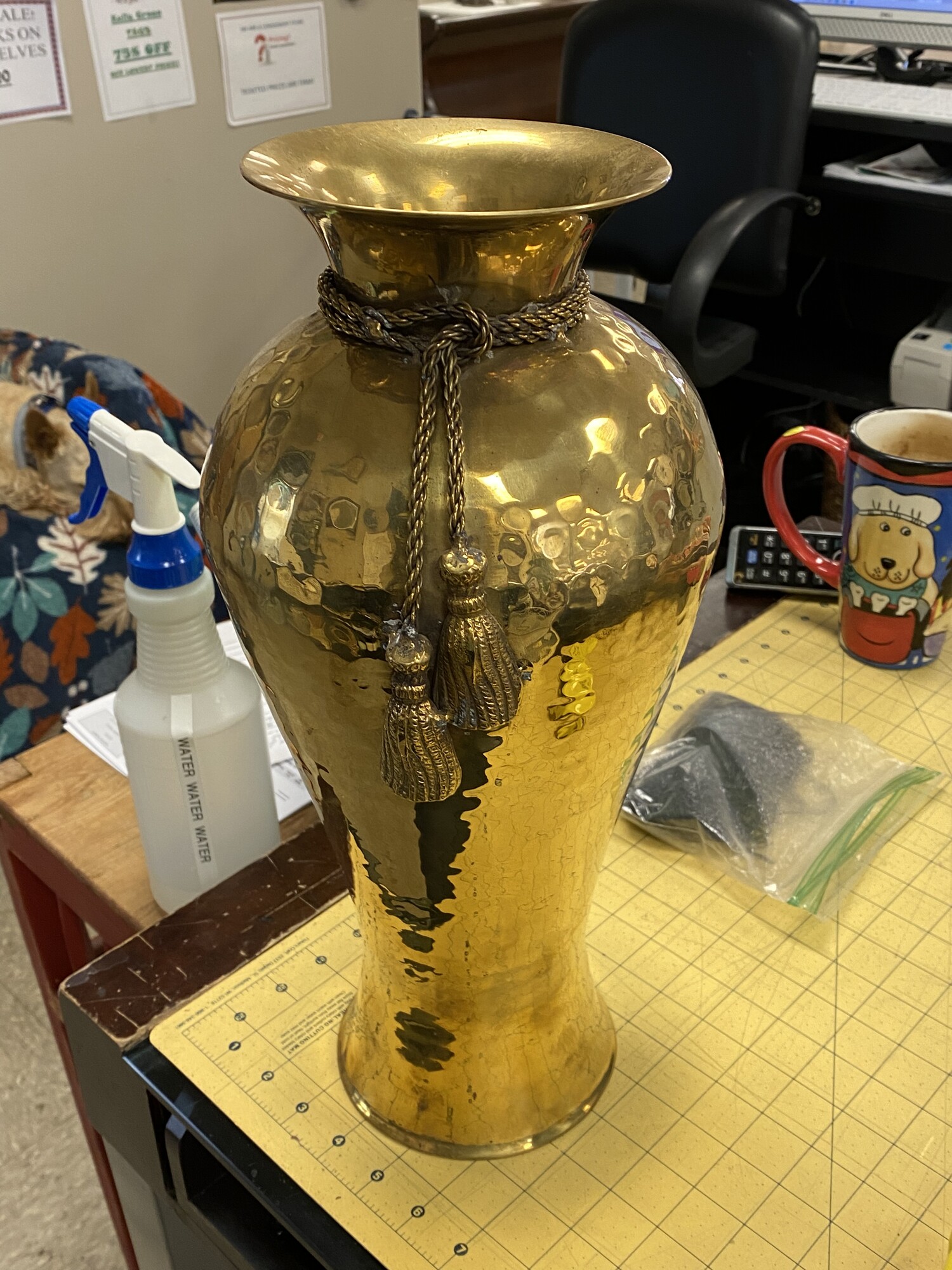 Metal Urn Vase, Brass, Size: 16 Inch