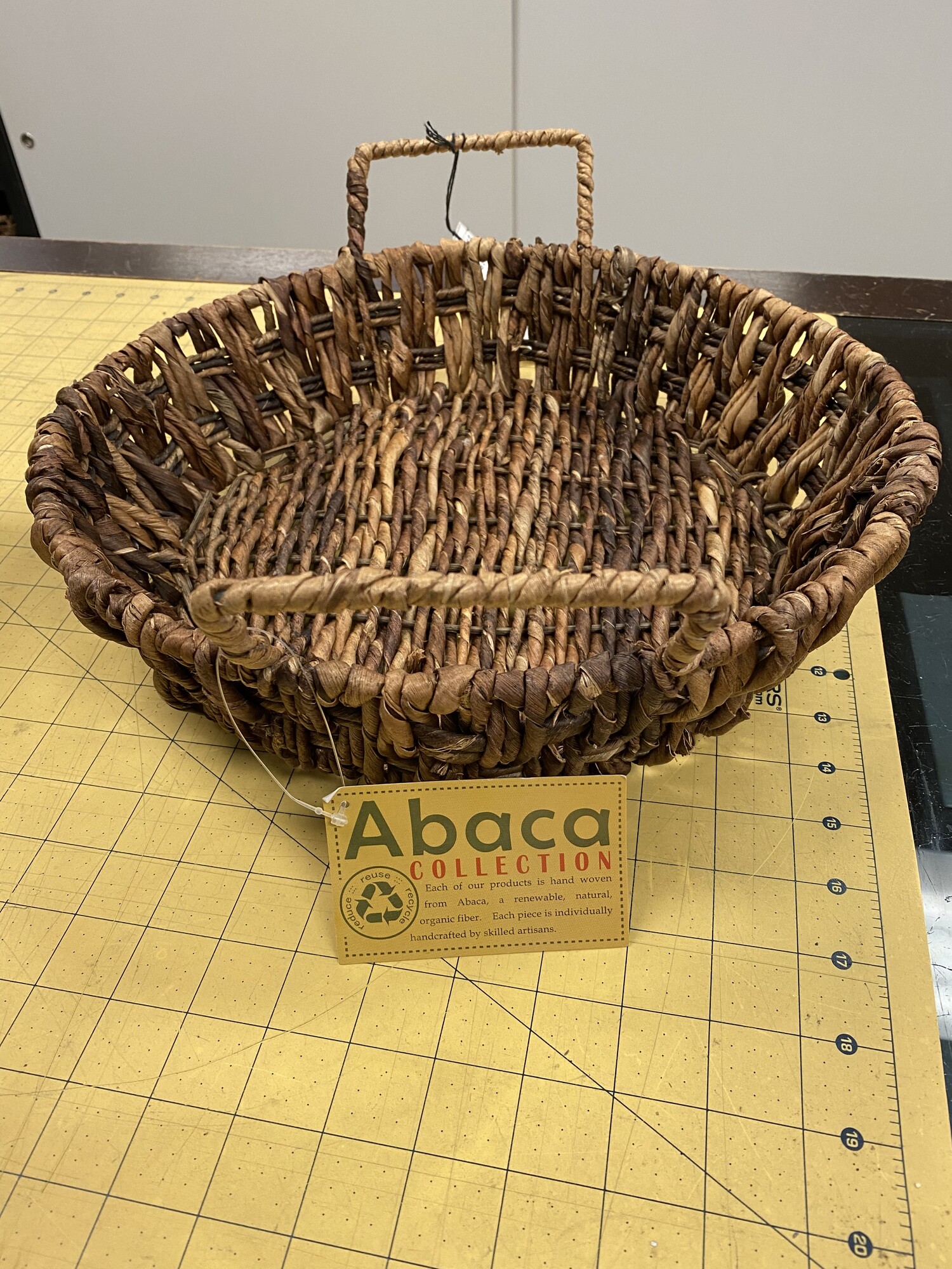 Abaca Tray Basket, Brown, Size: 13 Inch
