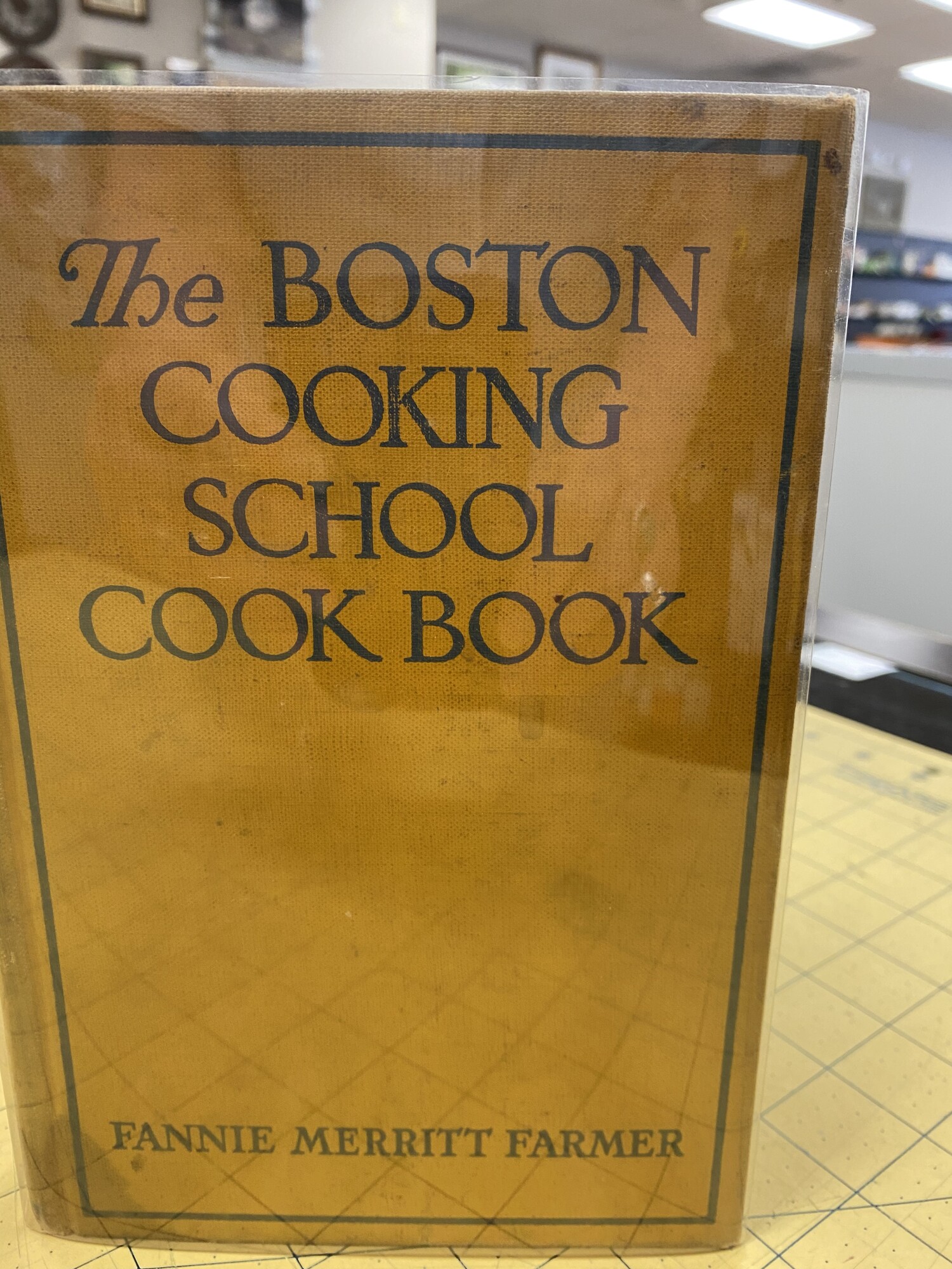 The Boston Cooking School Cook Book, Gold, Size: 6x8 Inch
By Fannie Farmer