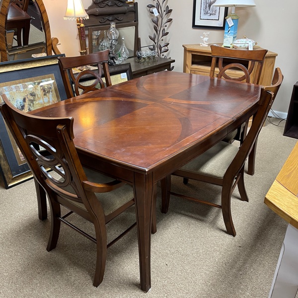 Dining Room Table + 4 Chairs, 1-16 Leaf, Size: 60x41x30 (without leaf)