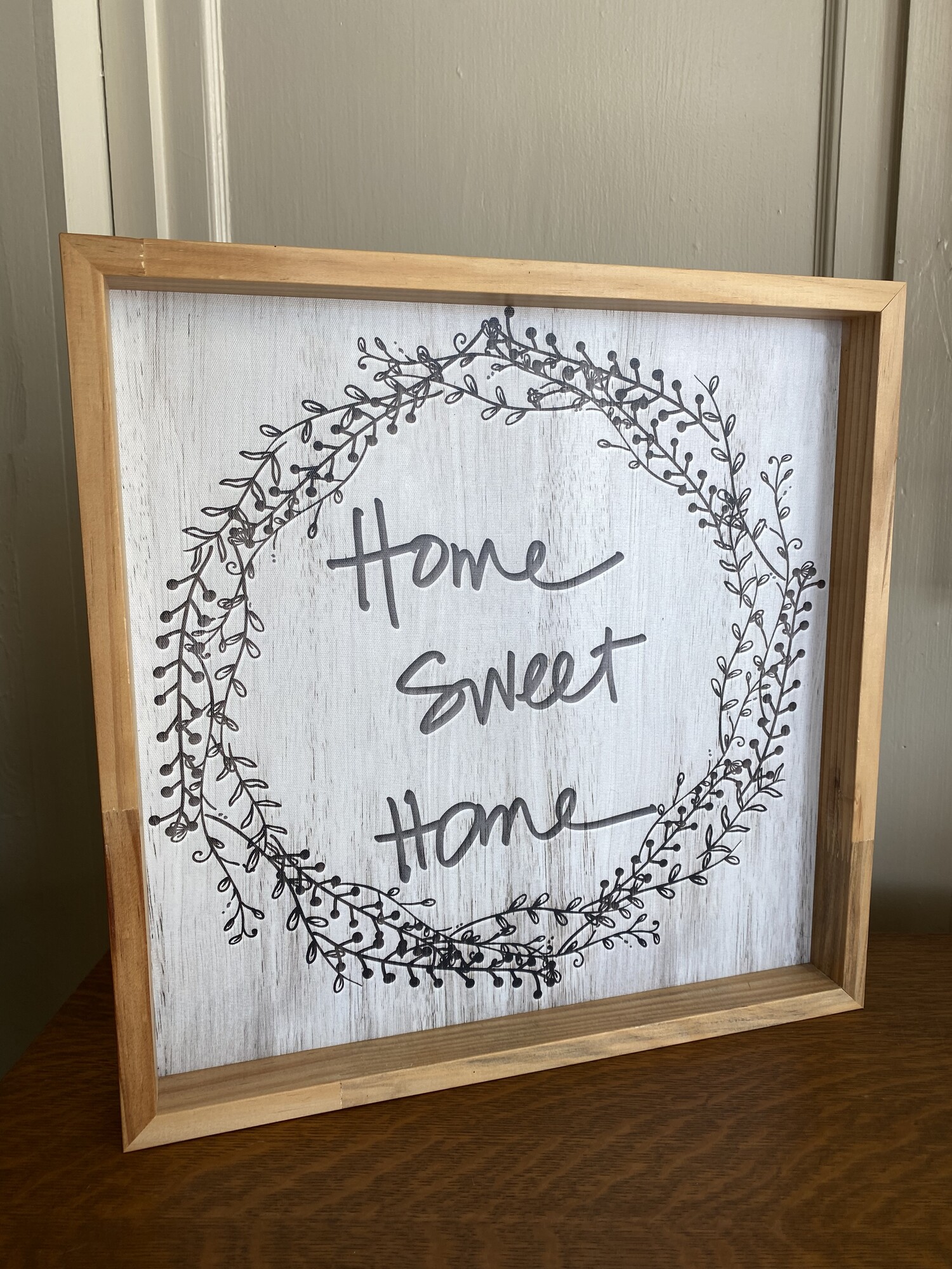 Home Sweet Home Sign
15 in x 15in