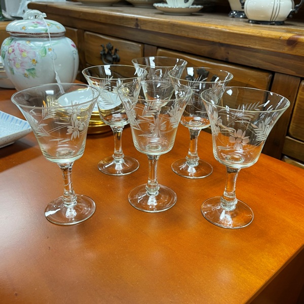 Etched Crystal Wine Glasses, Set/6, Size: 36