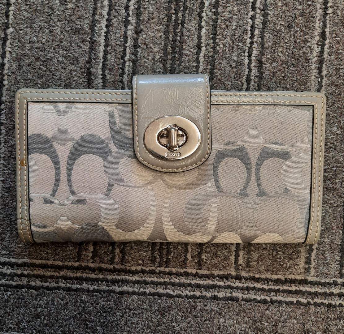 Monogram Wallet, Grey in Great preloved condition!