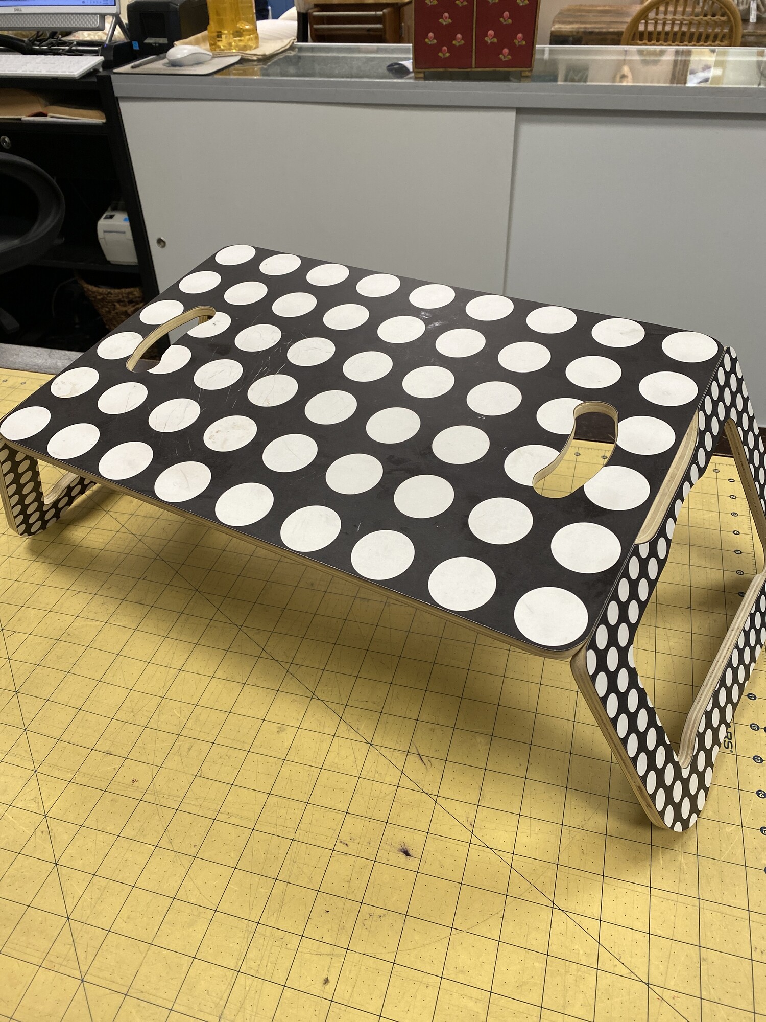 Polka Dot Lap Top Table, Blk/Wht, Size: 23x11x8