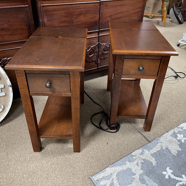 Side Tables W/Power Source, Pair, Size: 13x22x23