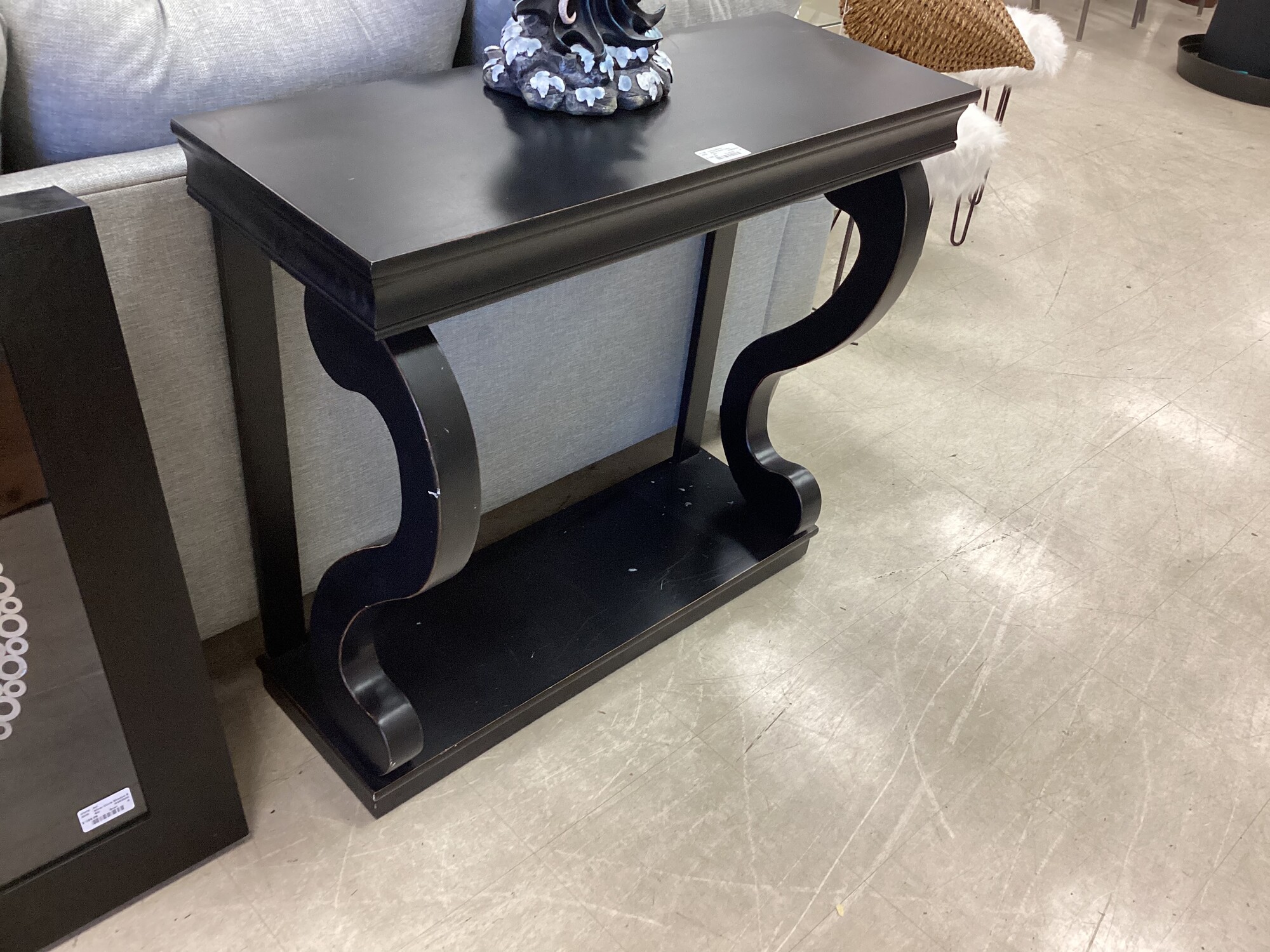 Entry/ Sofa Table, Blk, 2 Levels
36 in Wide x 14 in Deep x 33 in Tall