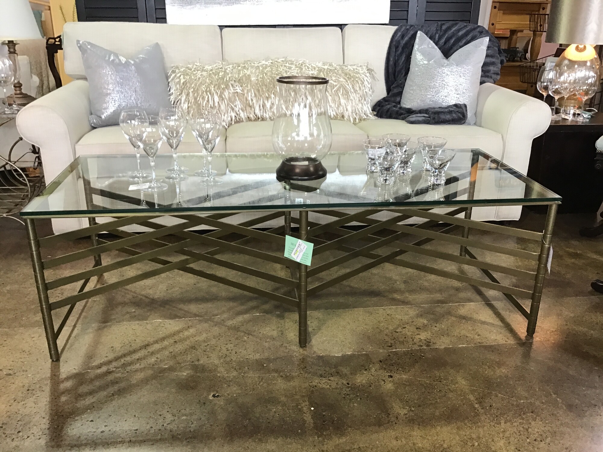 This beautiful coffee table from Arhaus Furniture features a modern brushed gold base and glass top. It is in excellent condition!
Dimensions are 60 in x 24 in x 19 in