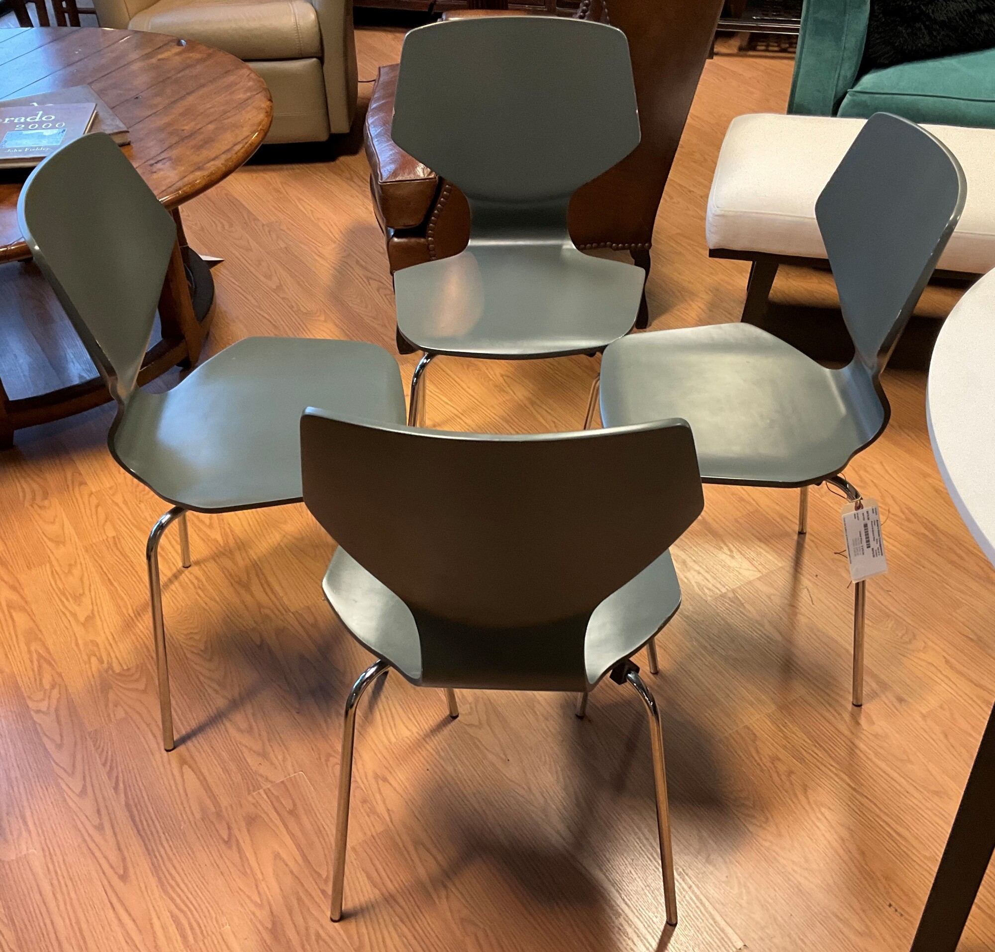 Room & Board Pike Chairs
Gray, Set Of 4
34in(H) 17.5in(W) 16in(D)