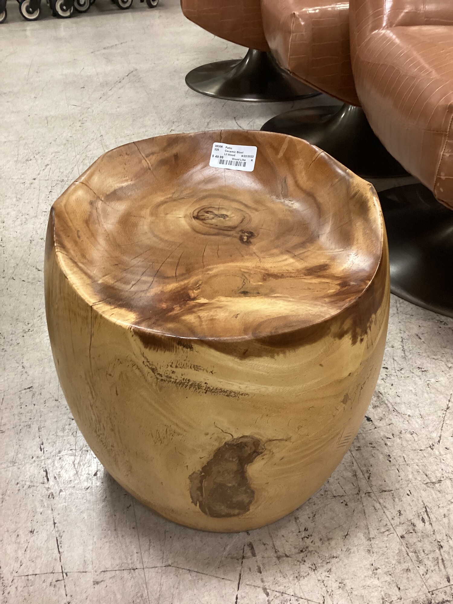 Ceramic Stool, Lt Wood, Wood Like
13 In Rd x 15 In T