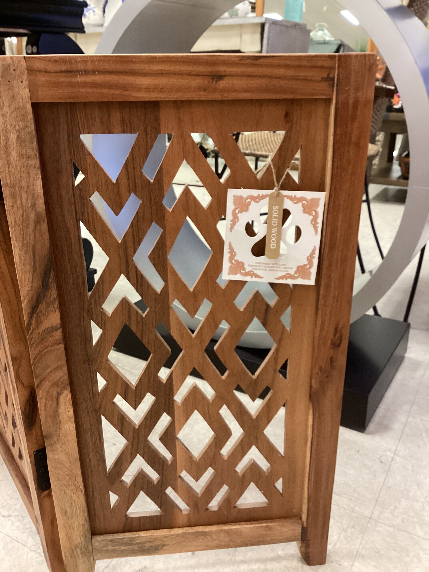 Wooden Dog Gate, Med Wood, New
57 In W x 26.5 In T