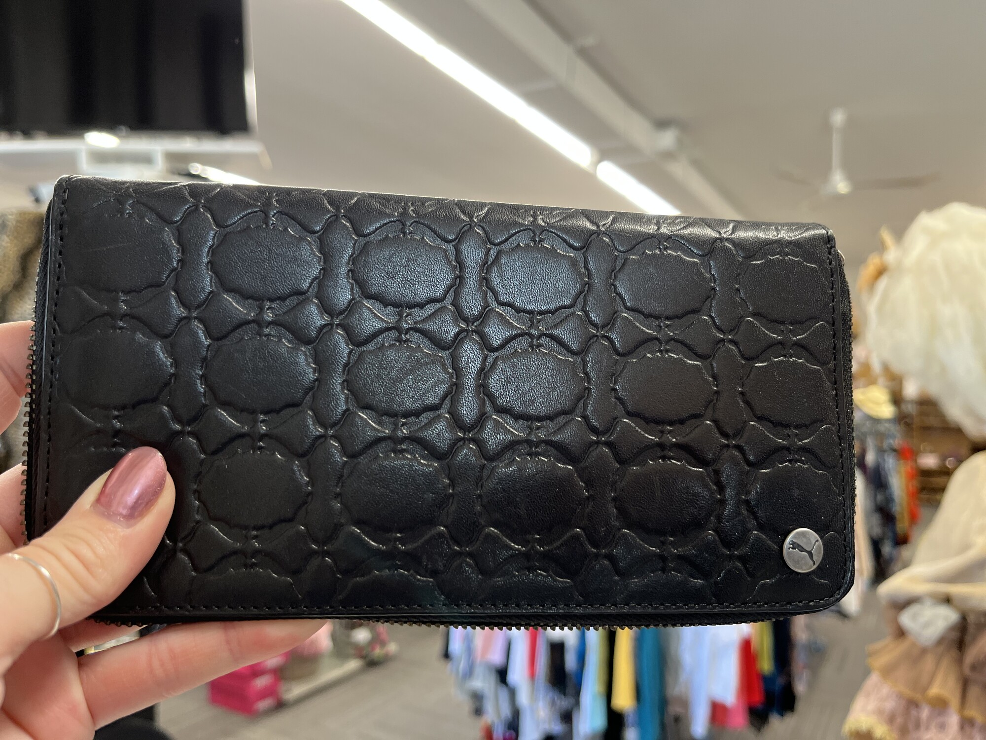 Leather Zip Wallet, Black with Pink interior zip pouch in Excellent preloved condition!