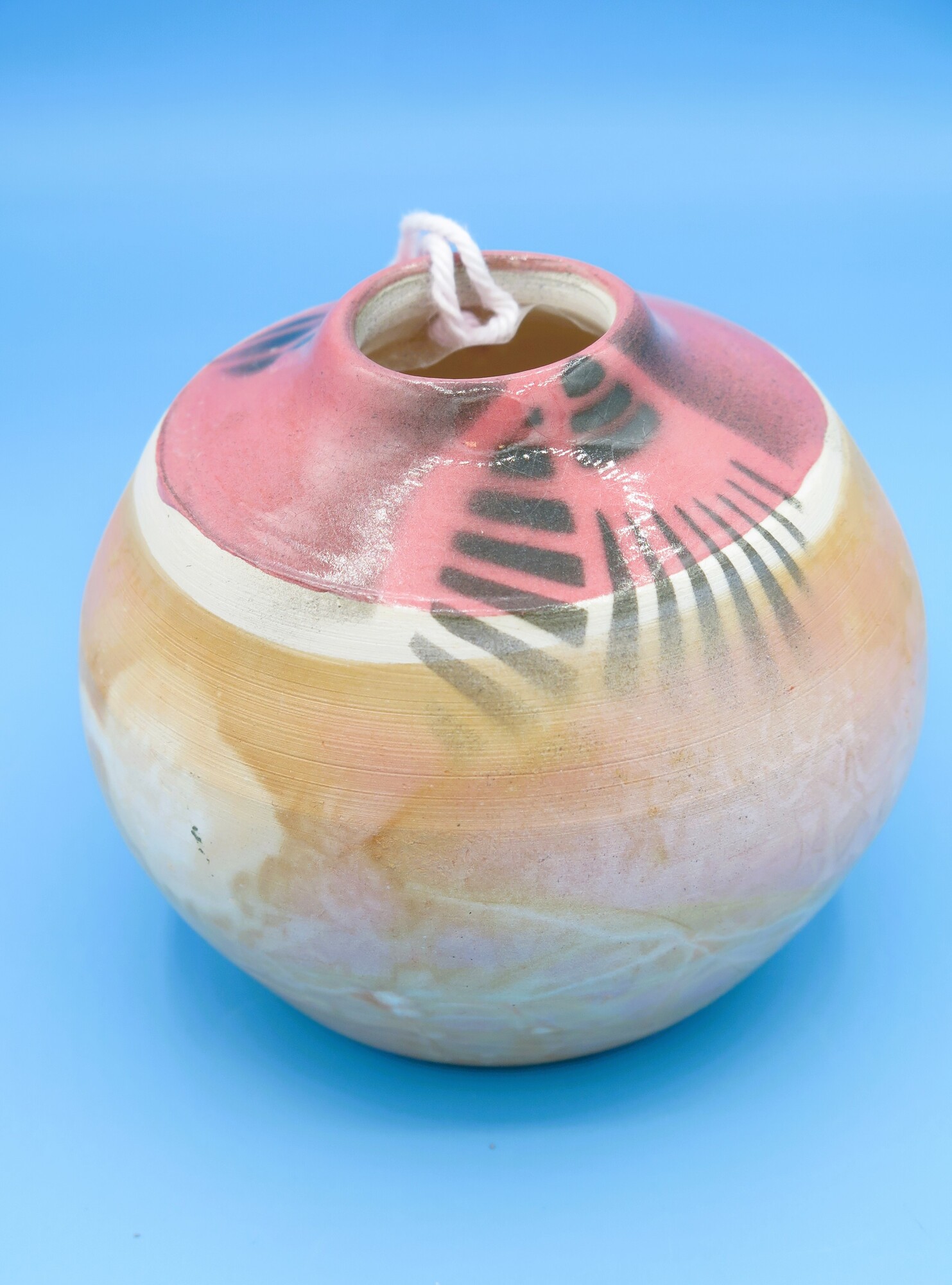 Bulbous Pot Lowfire Salt, Peach, Size: 3x4