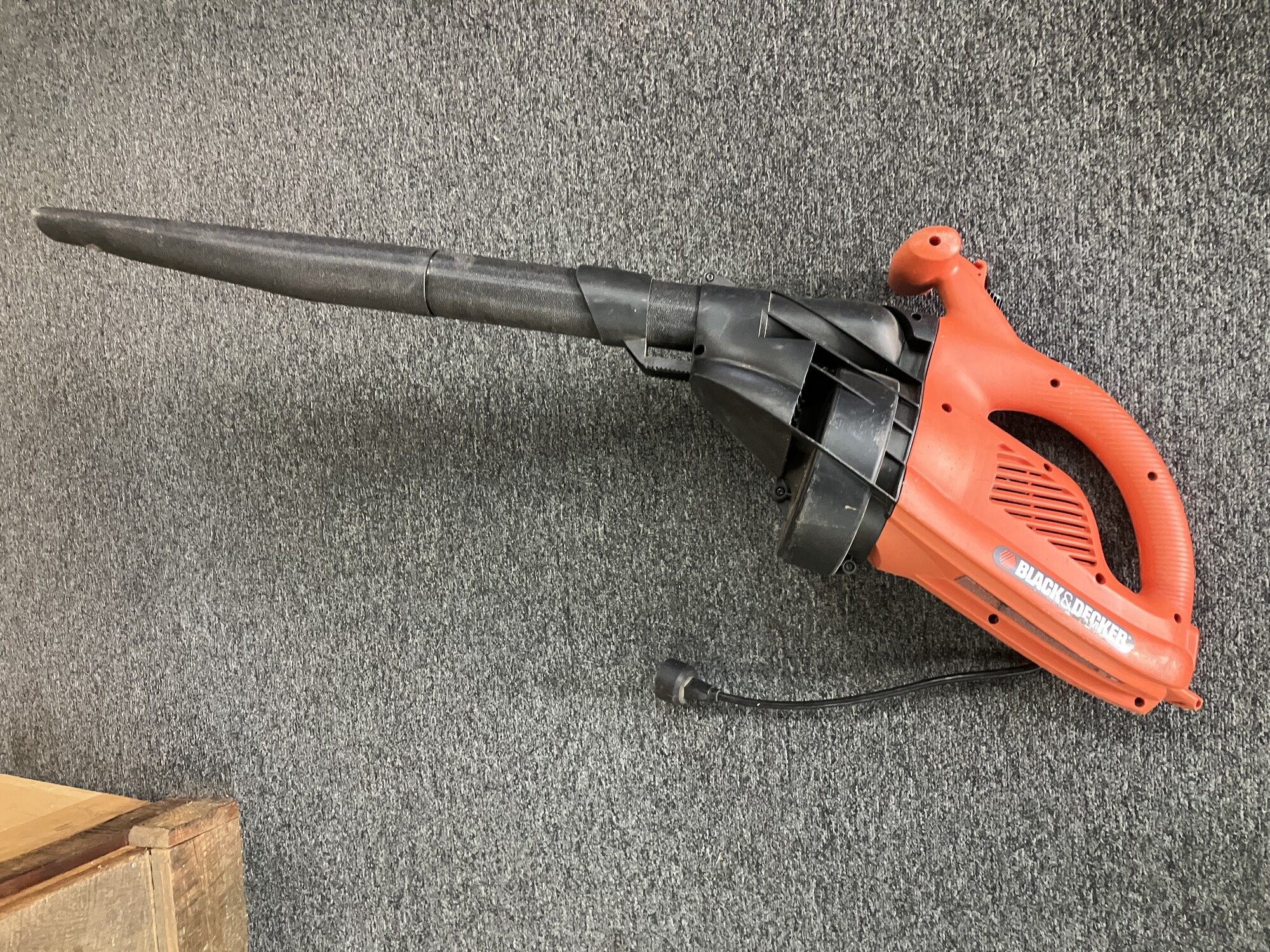 Blower, Electric

Black and Decker