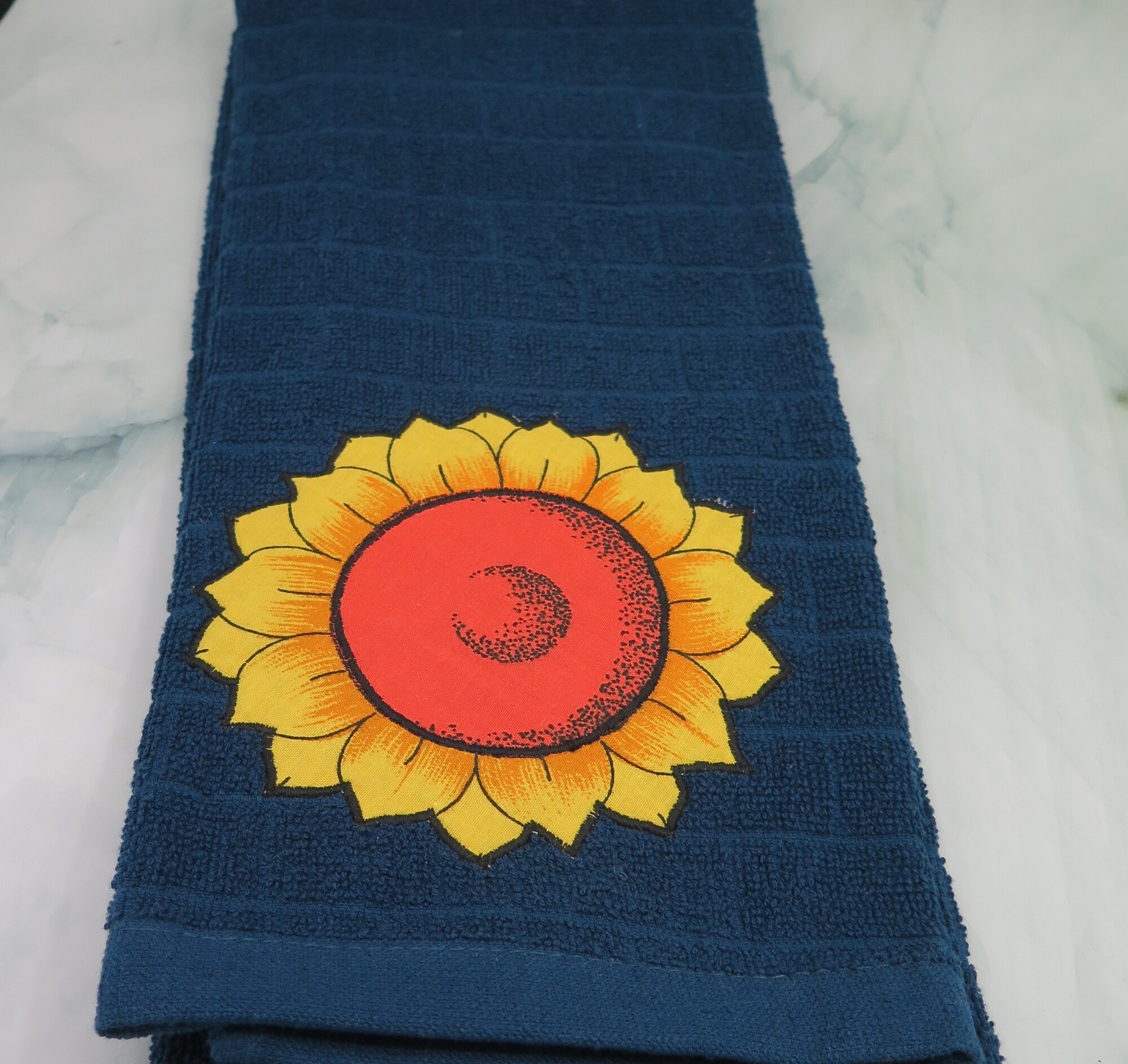 Towel W/Sunflower, Navy, Size: 17x28