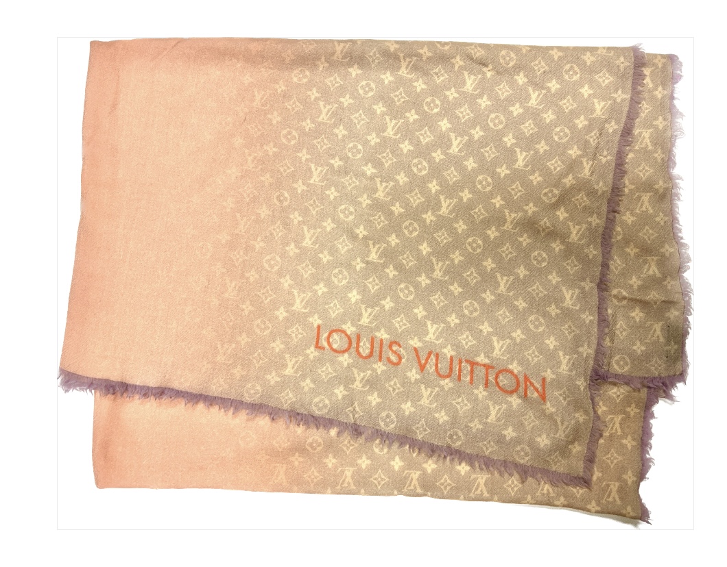 LV With Tags and Box Monogram, Pink Pur, Size: Square