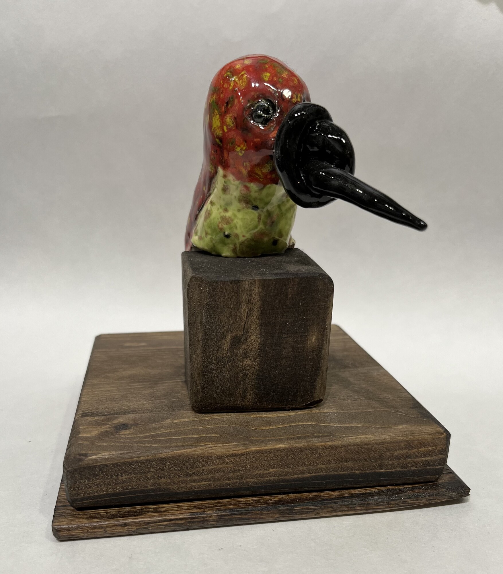 Knot A Hummingbird,
Clay
2in. x 5in. x 4in.
Fred Freeman

This is a hummingbird whose beak is in a knot.