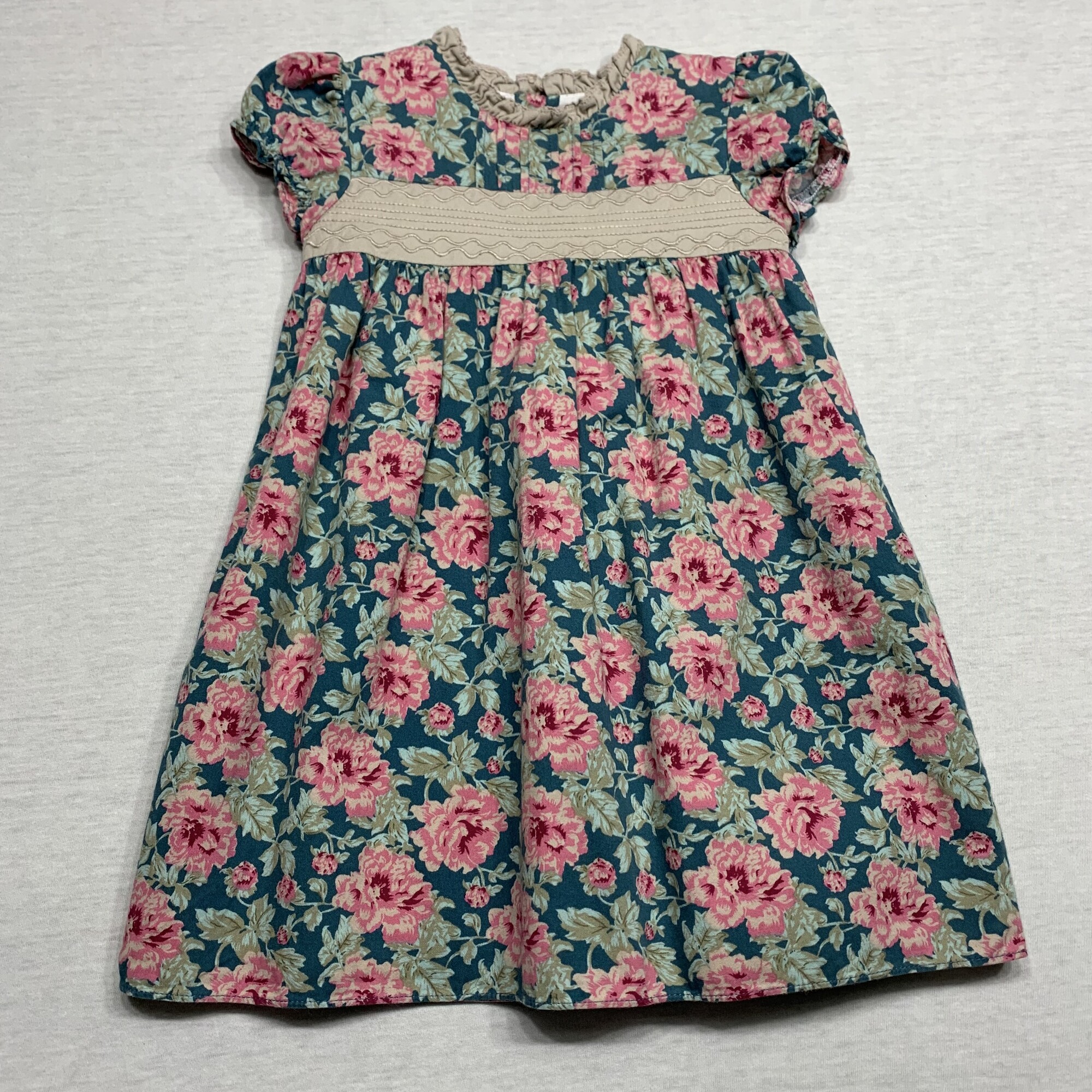 Floral dress with embroidered detail, lined in cotton/poly blend
