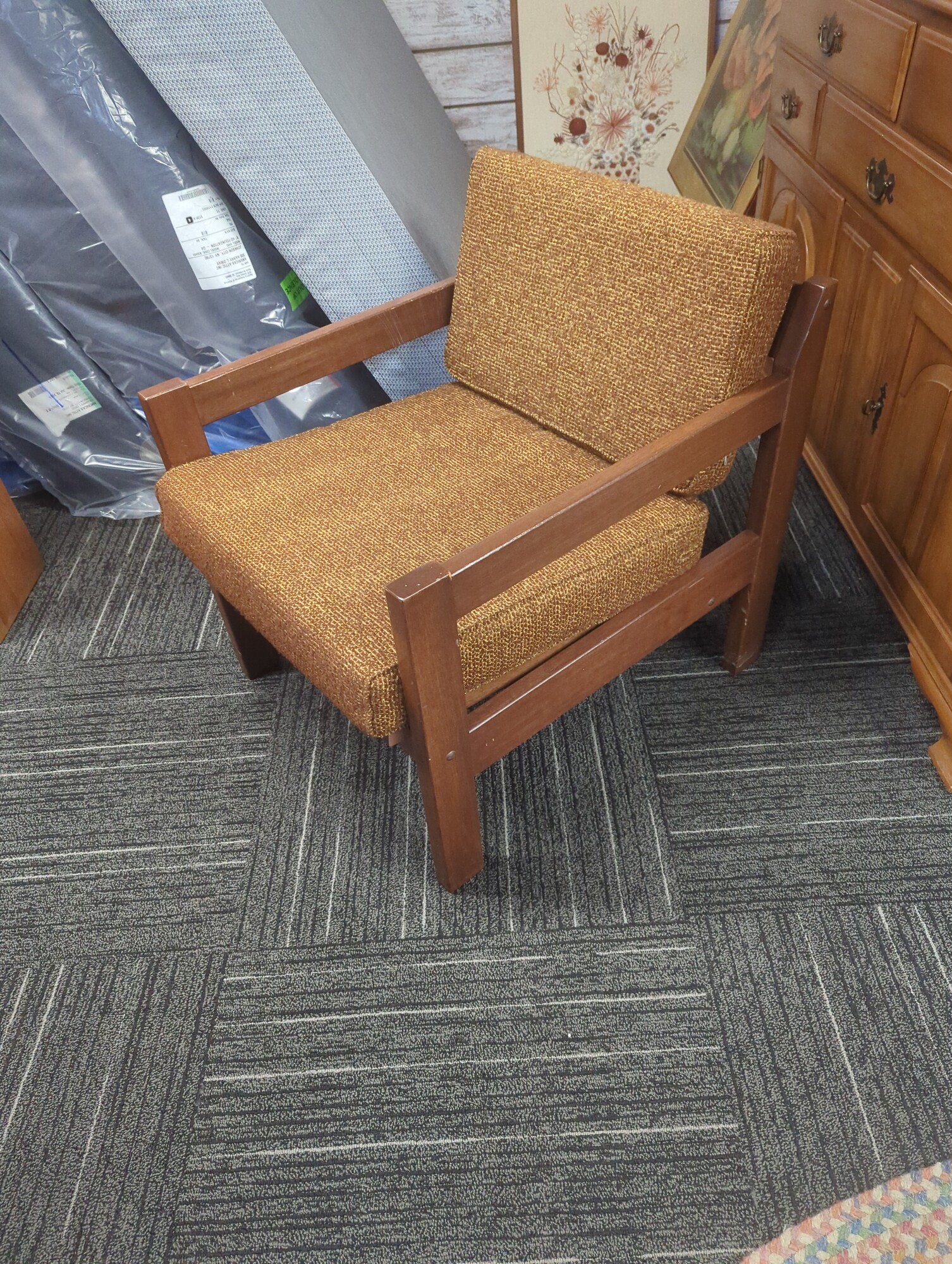 Vintage chair. 24in wide.