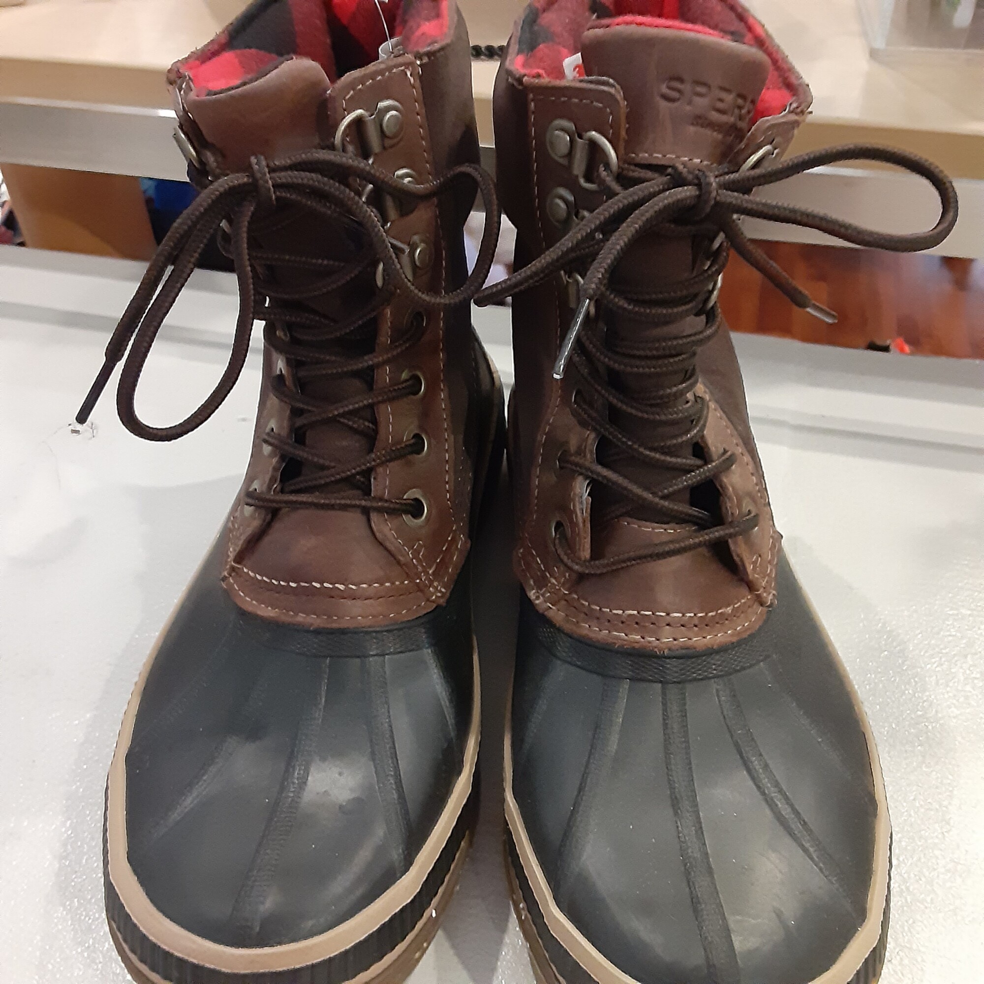 *Sperry Ice Bay Boot, Size: 7.5 Mens