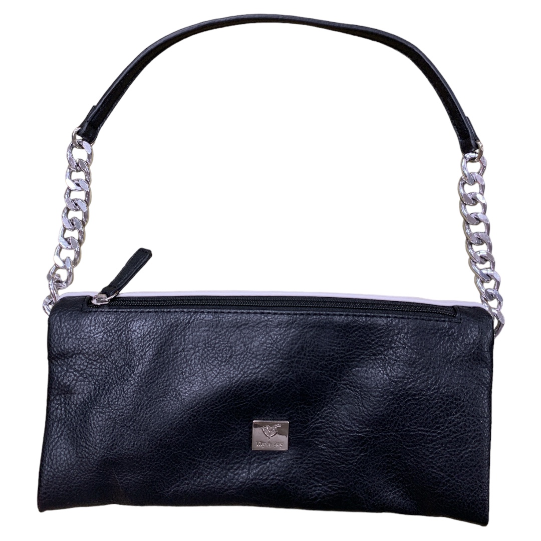 Lily & Ivory Kloz Corner